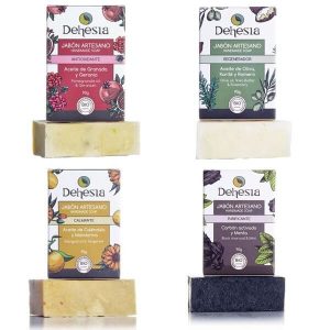 Pack regalo cosmética natural con jabones ecológicos Dehesia para pieles sensibles, secas, normales, mixtas y grasas.