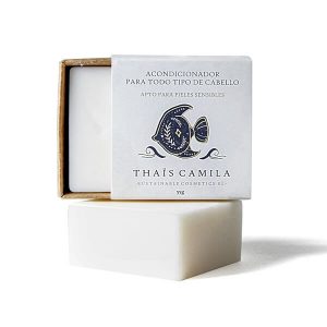 Repara e hidrata tu melena con el acondicionador sólido pelo de Thais Camila. Sin siliconas ni ingredientes irritantes.