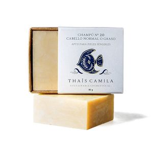 Thais Camila creó su champú natural pelo graso, equilibrando el exceso de sebo y cuidando los cueros cabelludos sensibles.